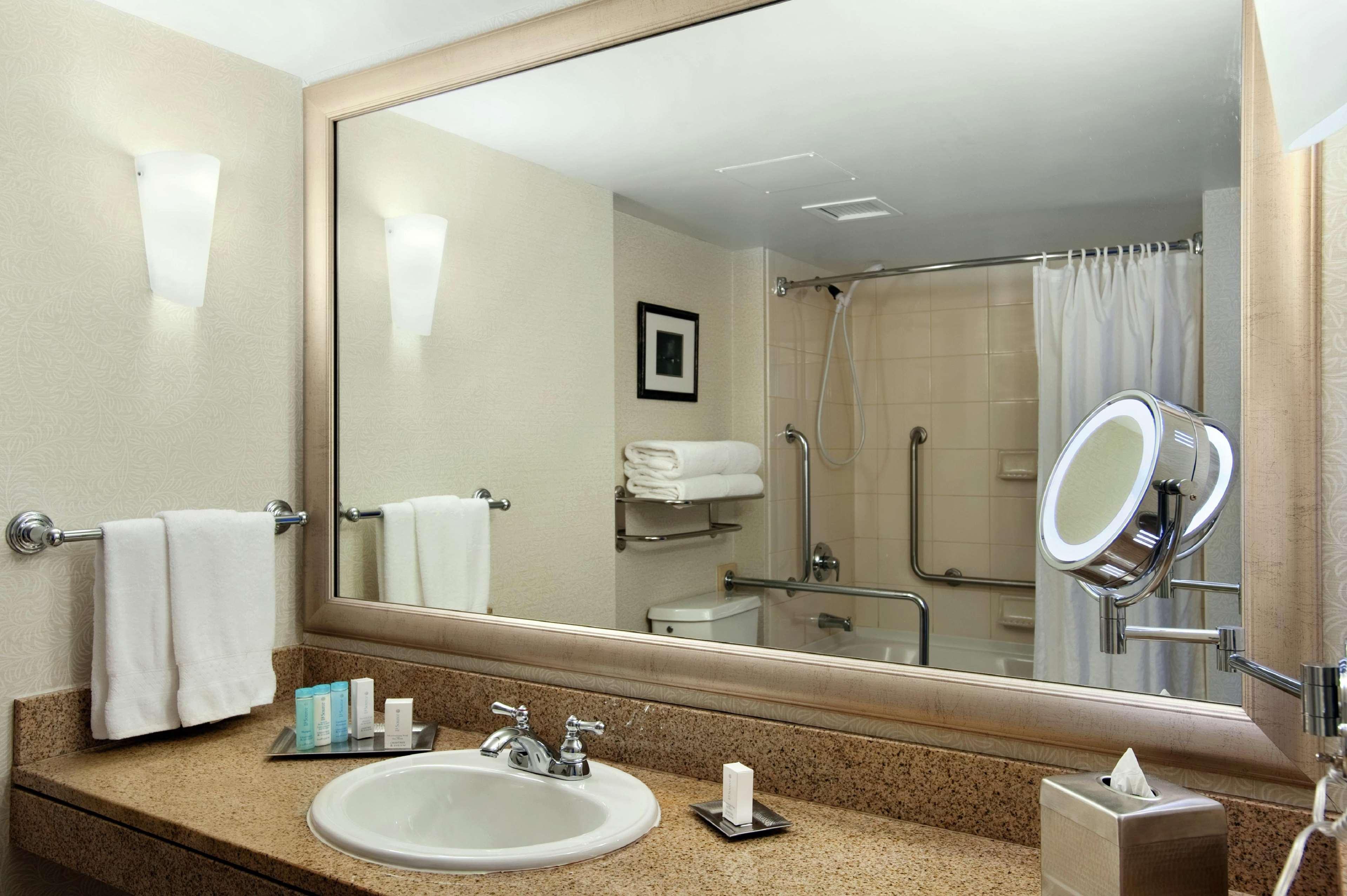 Hilton Vancouver Metrotown Μπέρναμπι Εξωτερικό φωτογραφία