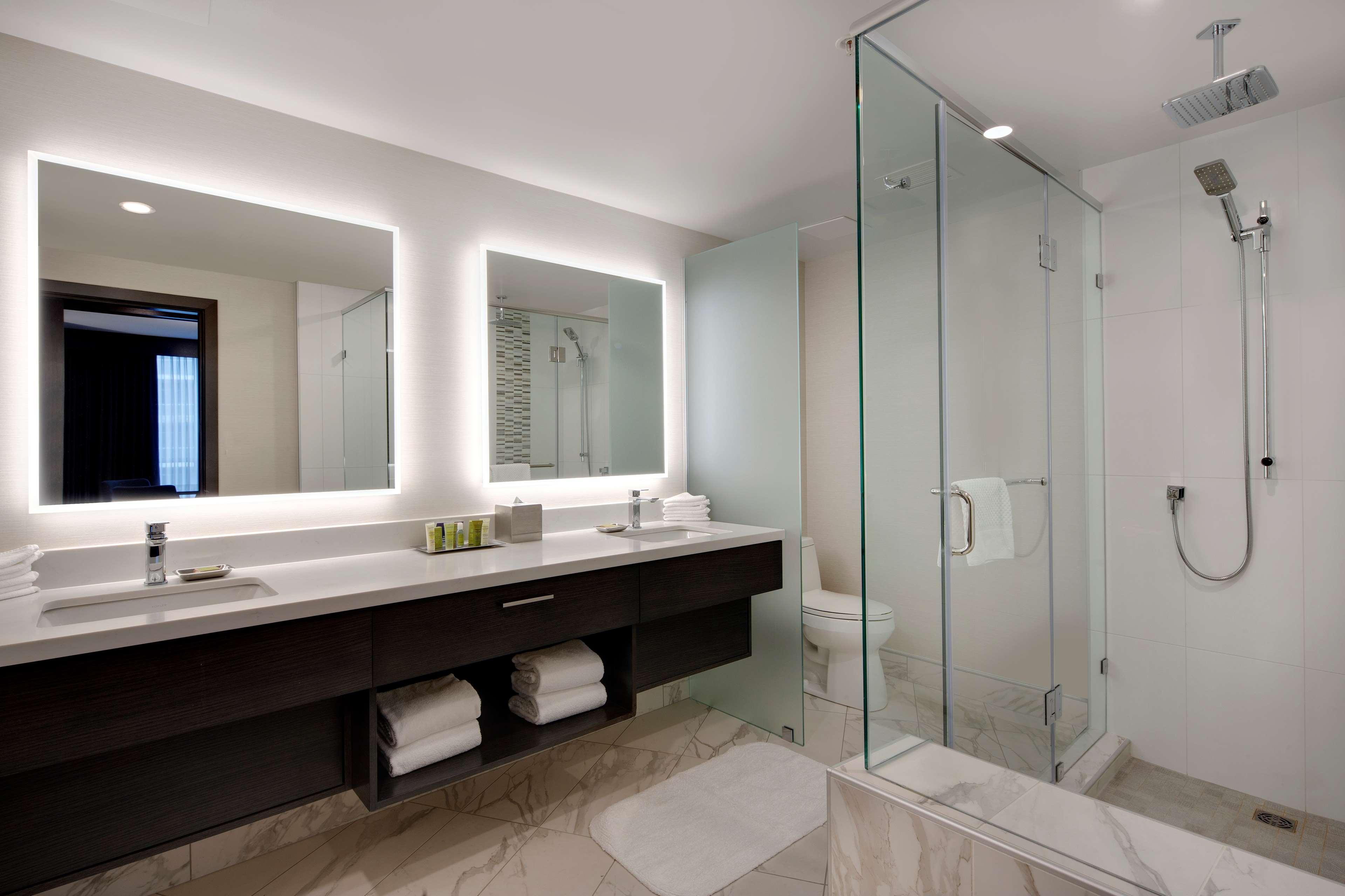 Hilton Vancouver Metrotown Μπέρναμπι Εξωτερικό φωτογραφία