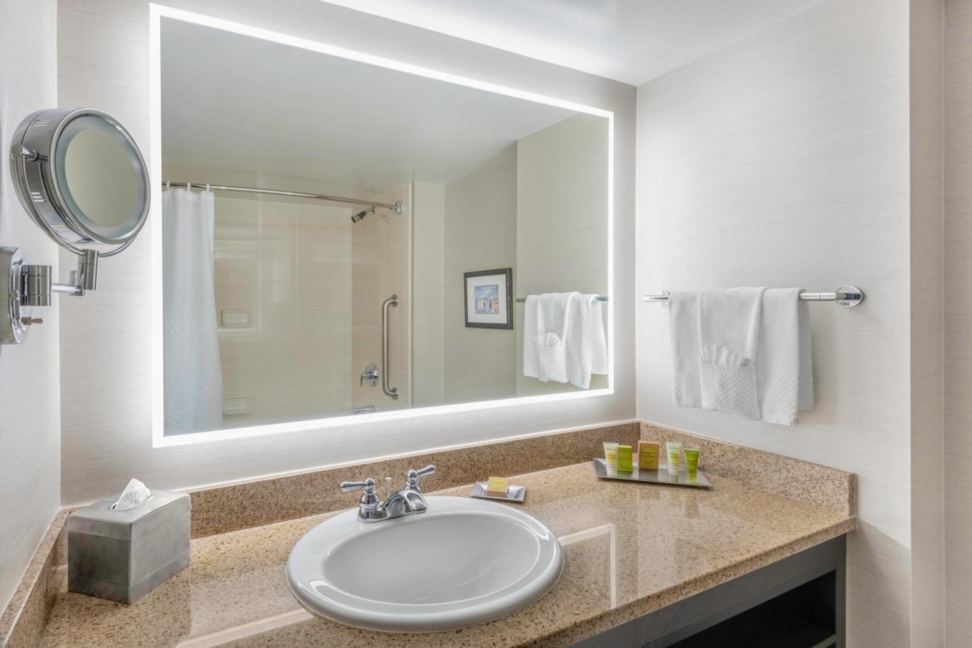 Hilton Vancouver Metrotown Μπέρναμπι Εξωτερικό φωτογραφία